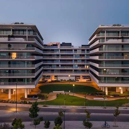 Sky Pool Luxury By Portugal Active アパート *