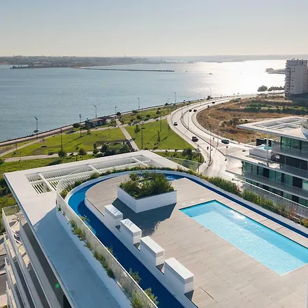 Διαμέρισμα Sky Pool Luxury By Portugal Active