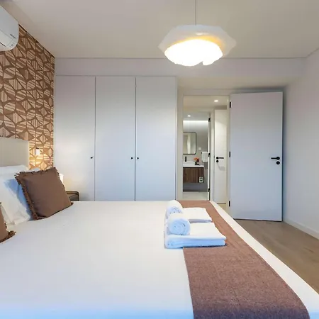 Sky Pool Luxury By Portugal Active アパート *