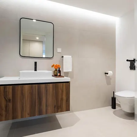 Sky Pool Luxury By Portugal Active アパート