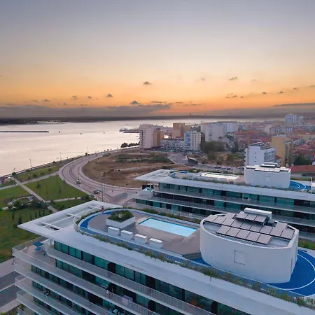 Διαμέρισμα Sky Pool Luxury By Portugal Active