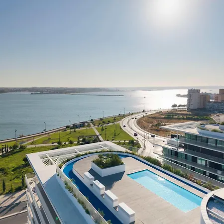 Sky Pool Luxury By Portugal Active Διαμέρισμα *